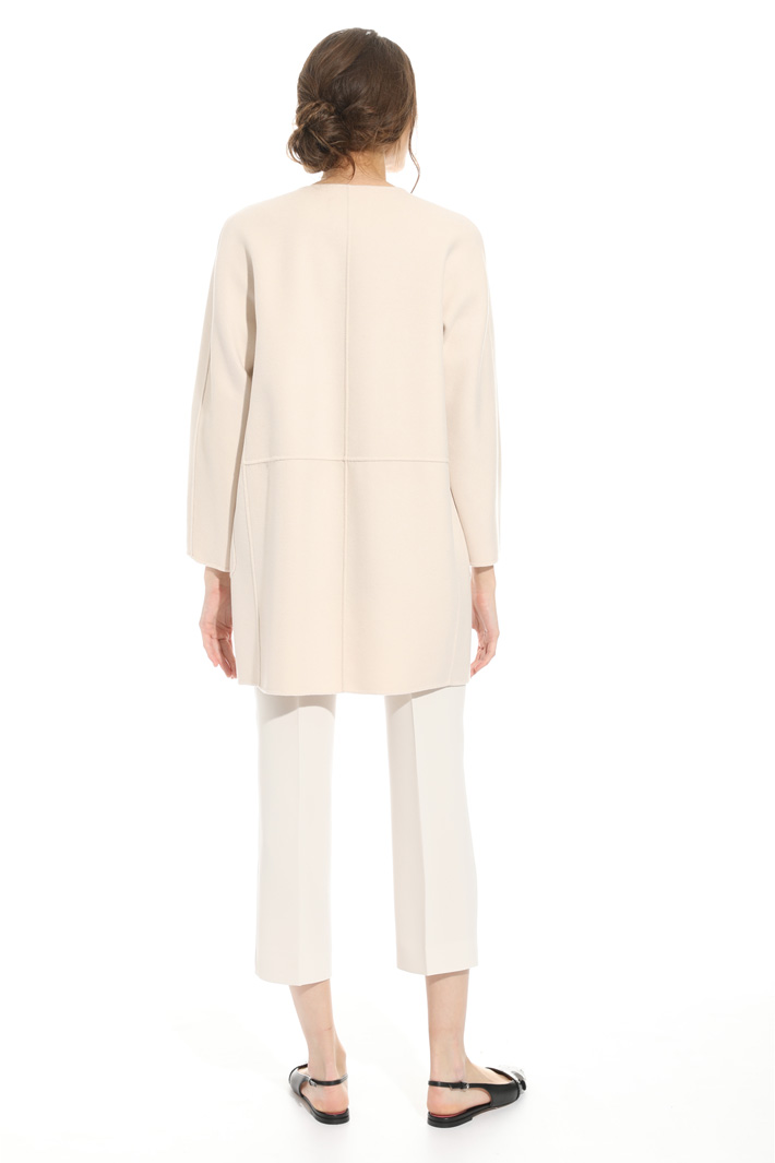 Cappotto con ricamo al collo Intrend Cappotto con ricamo al collo Intrend