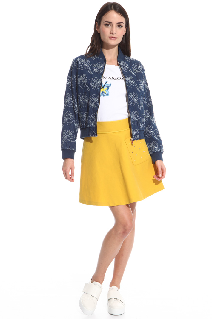 Bomber in denim con ricamo Intrend Bomber in denim con ricamo Intrend