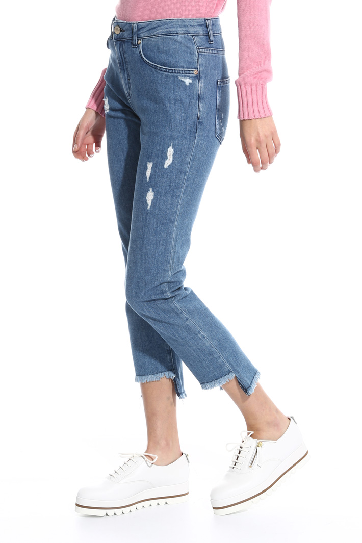 Jeans con fondo sfrangiato Intrend Jeans con fondo sfrangiato Intrend