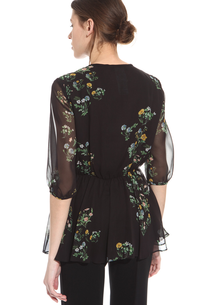 Blusa in seta stampata Intrend Blusa in seta stampata Intrend