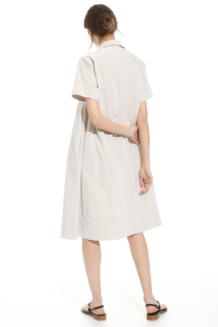 Oversized taffeta dress Intrend Oversized taffeta dress Intrend