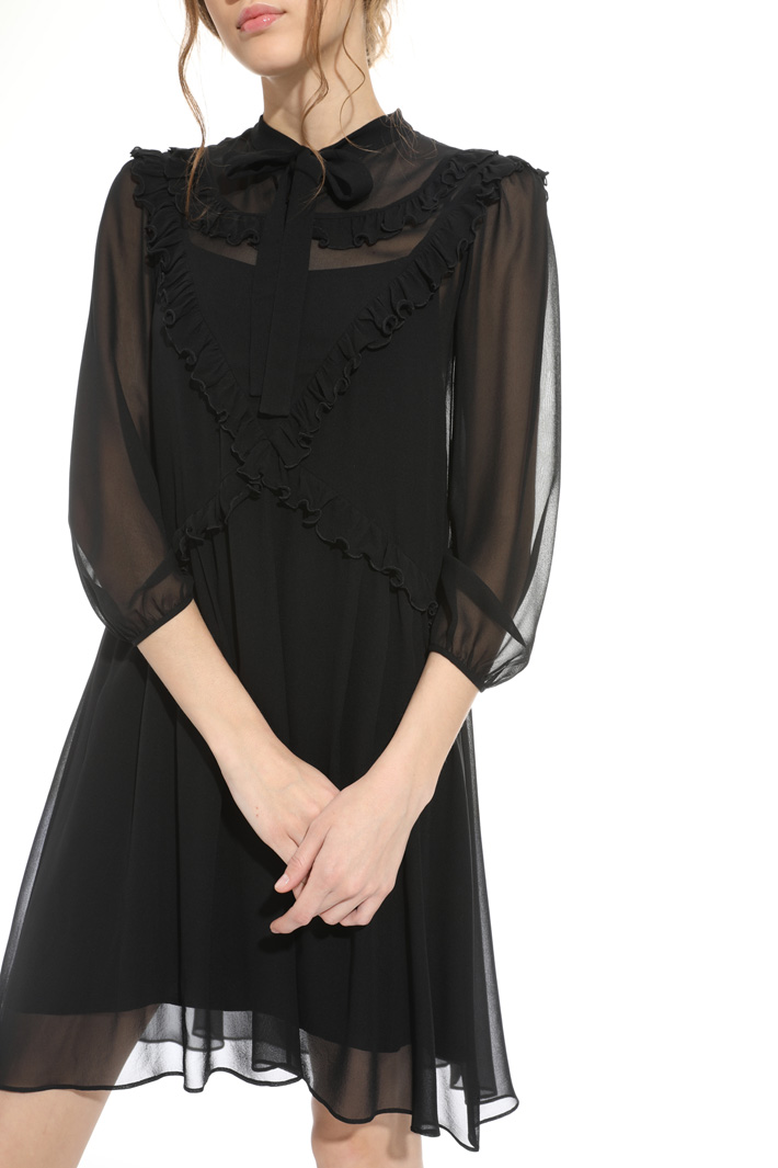 Flounced silk dress Intrend Flounced silk dress Intrend