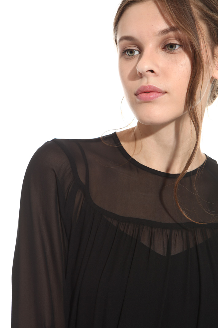 Silk georgette dress
Intrend Silk georgette dress
Intrend