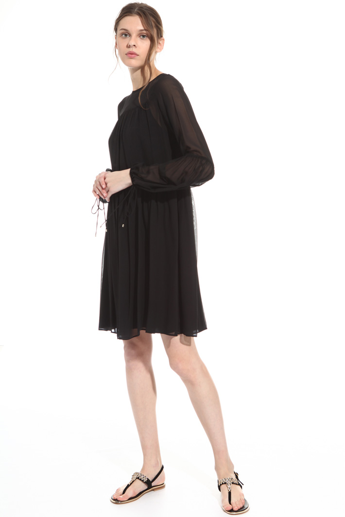 Silk georgette dress
Intrend Silk georgette dress
Intrend