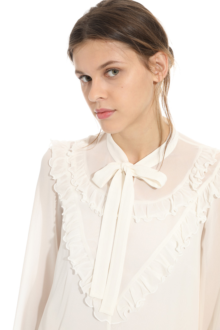 Blusa in seta con ruches Intrend Blusa in seta con ruches Intrend