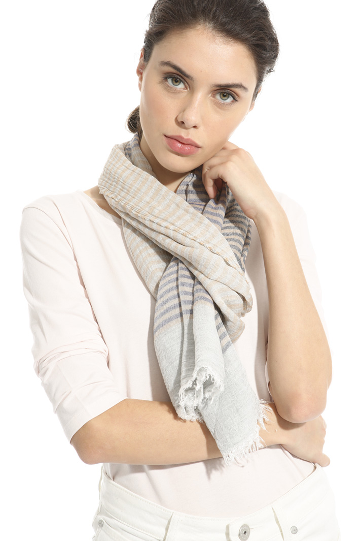 Viscose blend scarf Intrend Viscose blend scarf Intrend