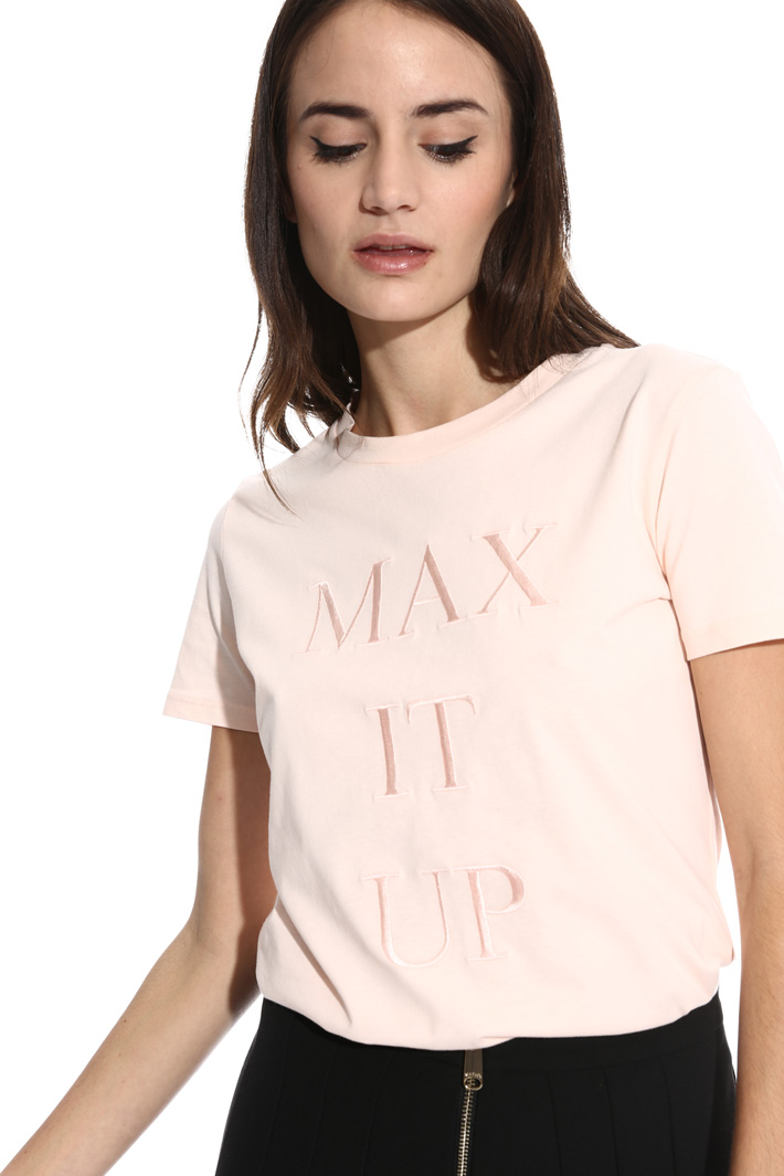 T-shirt girocollo in cotone Intrend T-shirt girocollo in cotone Intrend