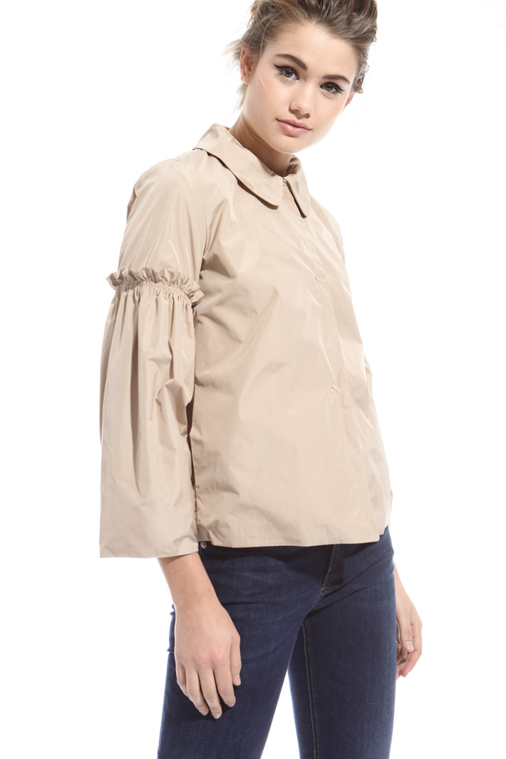 Jacket with frilled sleeves Intrend Jacket with frilled sleeves Intrend