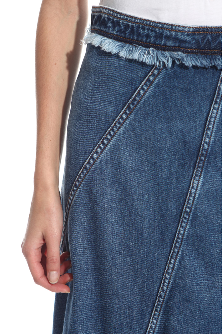 Fringed denim skirt Intrend Fringed denim skirt Intrend