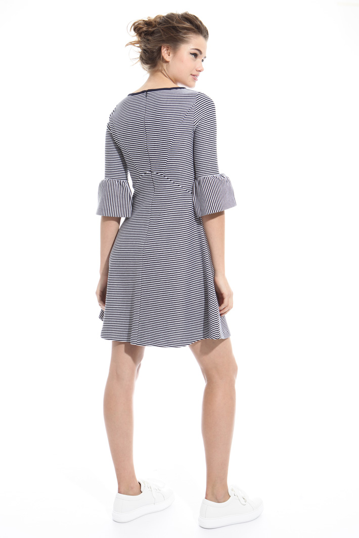 Flared jersey dress Intrend Flared jersey dress Intrend