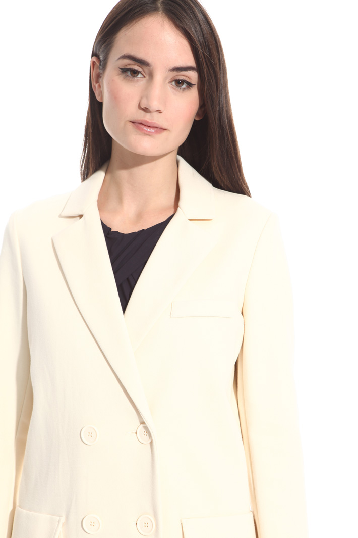 Heavy jersey overcoat
Intrend Heavy jersey overcoat
Intrend
