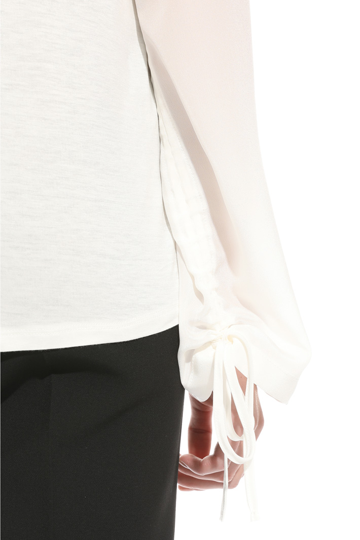 Mixed fabric blouse Intrend Mixed fabric blouse Intrend