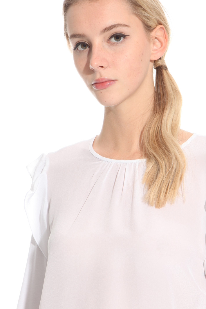 Jersey and crepe top Intrend Jersey and crepe top Intrend