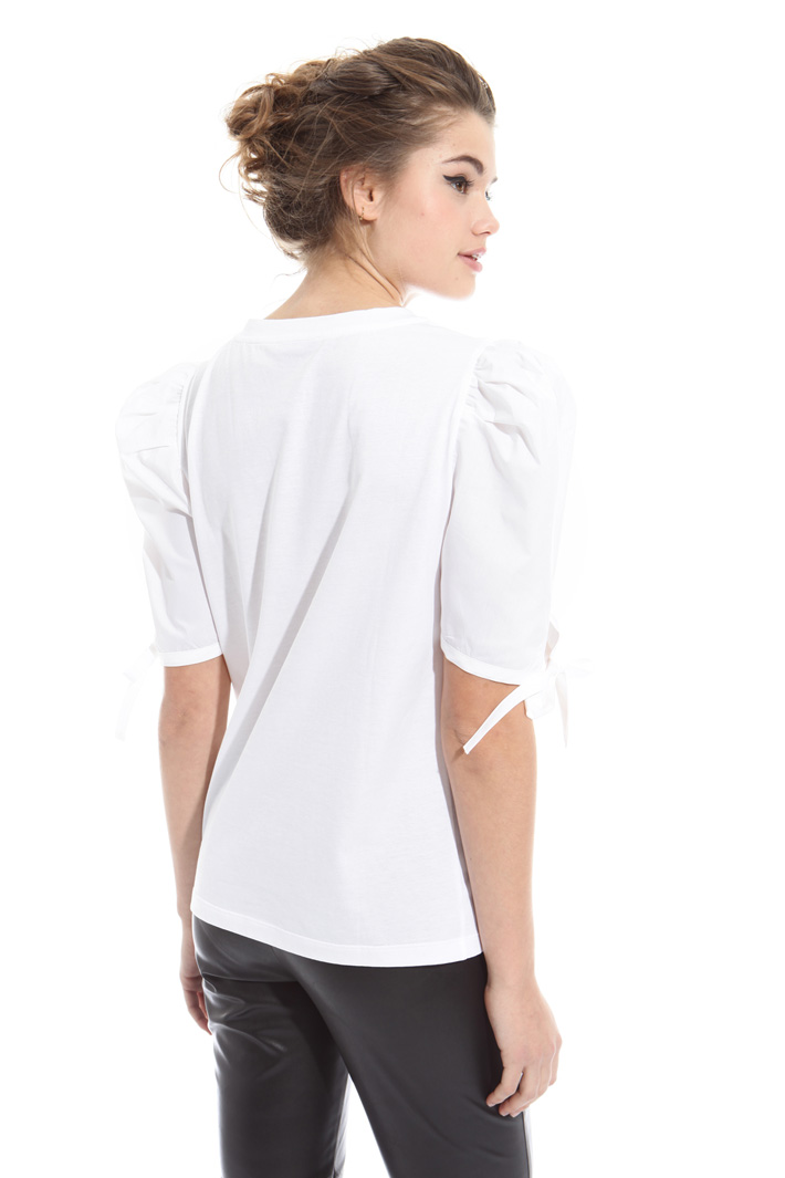Top con maniche gigot Intrend Top con maniche gigot Intrend