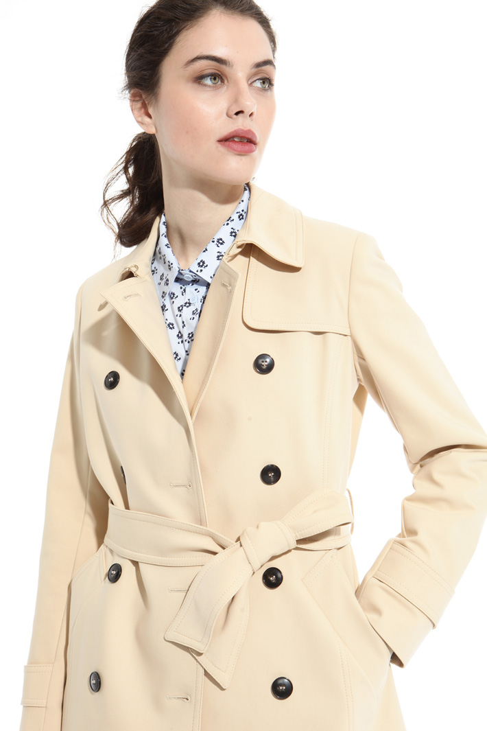 Trench in cotone doppio Intrend Trench in cotone doppio Intrend
