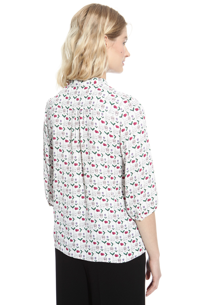 Viscose crepe shirt Intrend Viscose crepe shirt Intrend