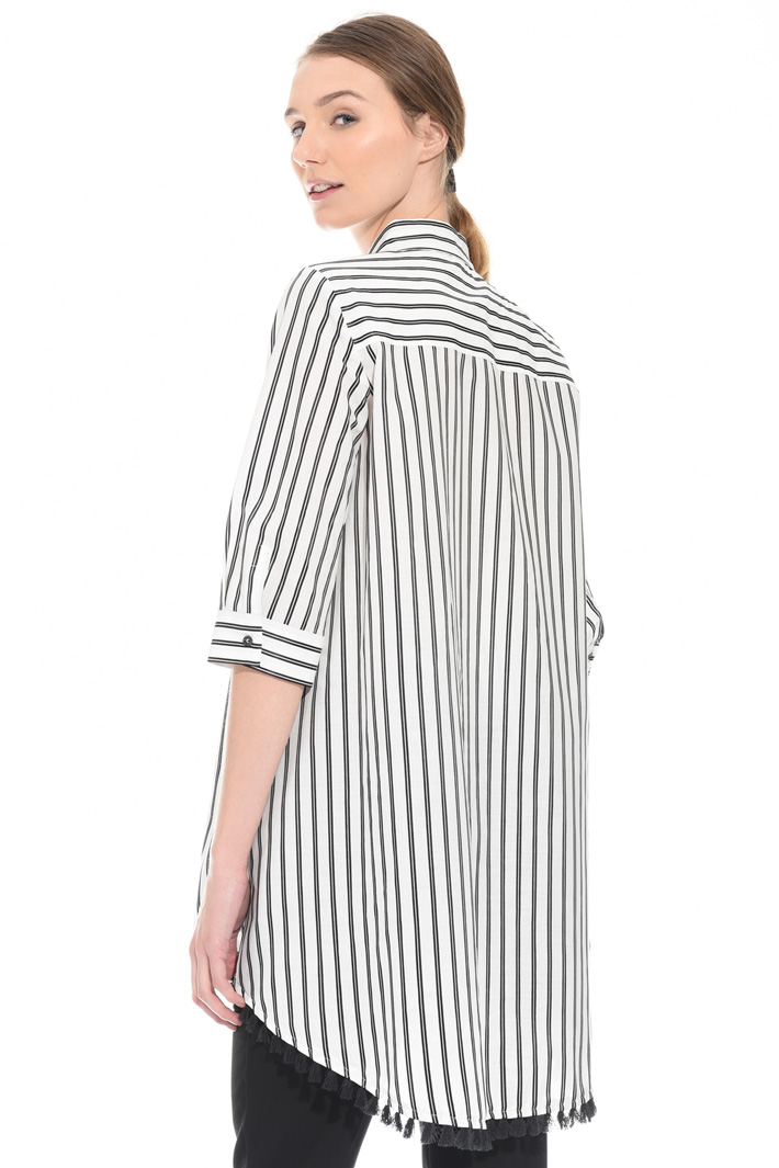 Camicia con nappine al fondo Intrend Camicia con nappine al fondo Intrend