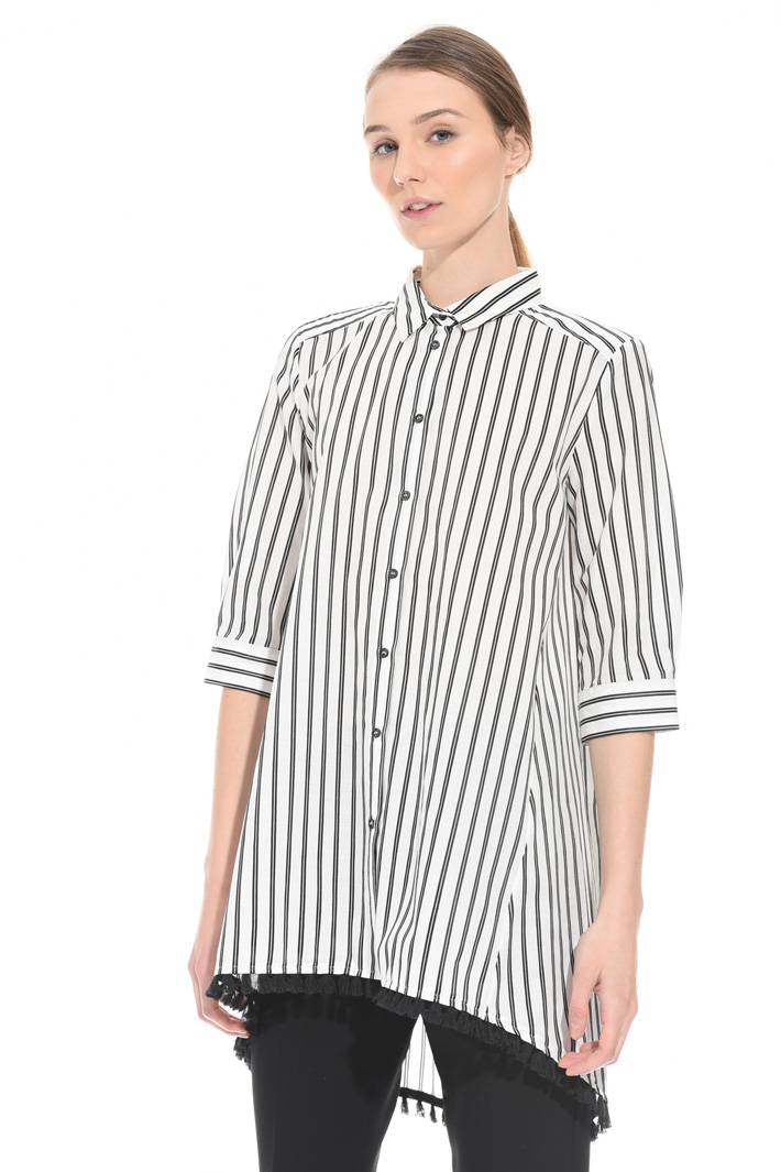 Camicia con nappine al fondo Intrend Camicia con nappine al fondo Intrend