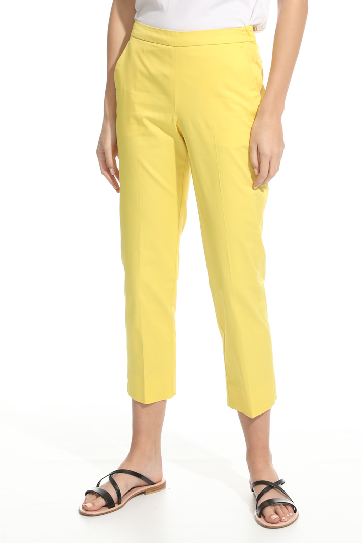Gabardine capri trousers Intrend Gabardine capri trousers Intrend