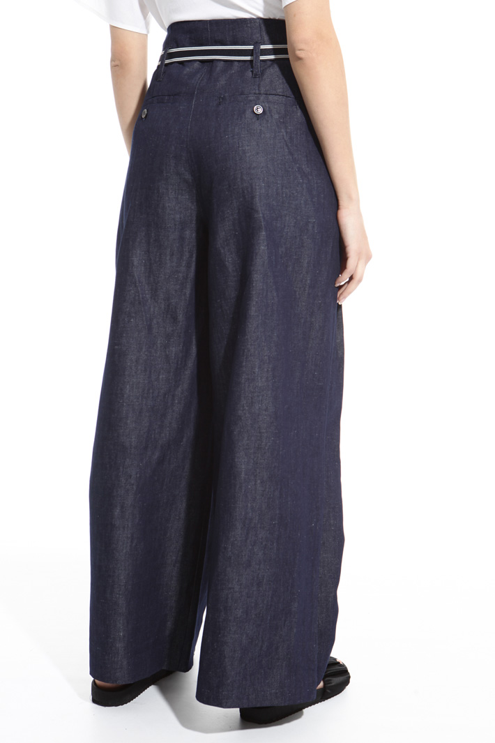 Pantalone ampio in denim Intrend Pantalone ampio in denim Intrend