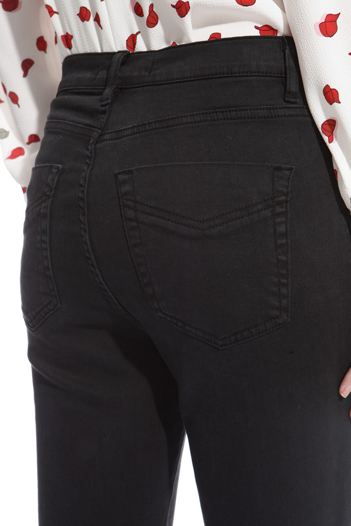 Fitted fringed trousers Intrend Fitted fringed trousers Intrend