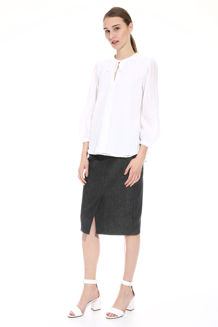 Puff sleeve blouse Intrend Puff sleeve blouse Intrend