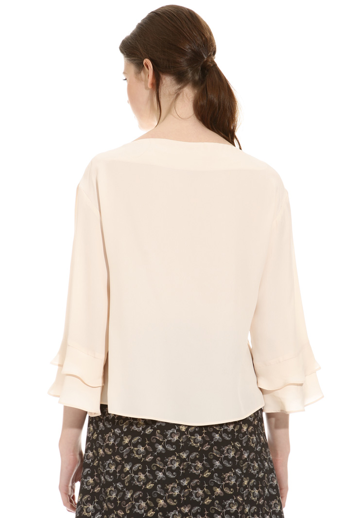 Silk crepe blouse Intrend Silk crepe blouse Intrend