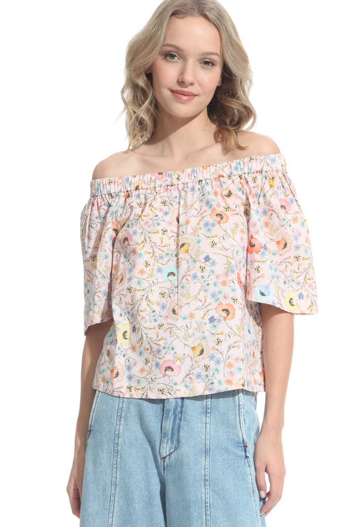 Off-the-shoulder top Intrend Off-the-shoulder top Intrend