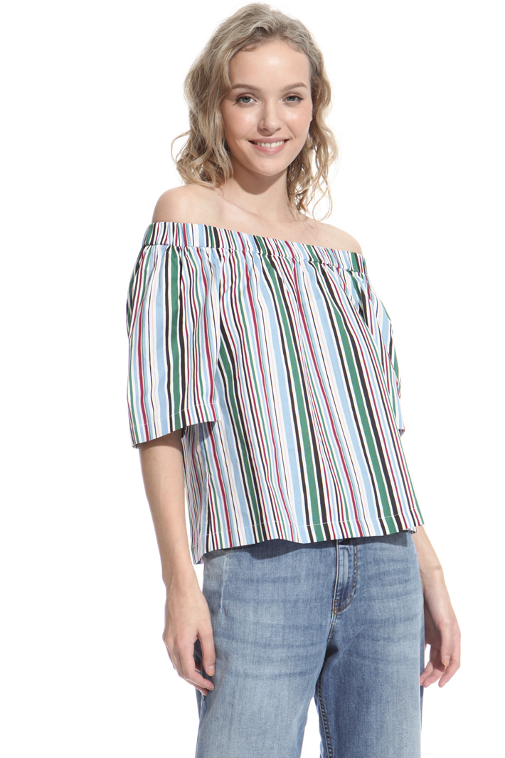 Off-the-shoulder top Intrend Off-the-shoulder top Intrend