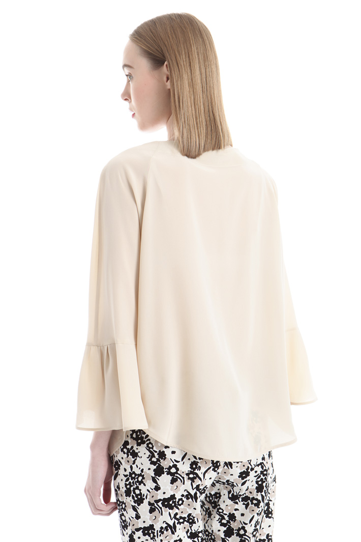 Washed silk blouse Intrend Washed silk blouse Intrend
