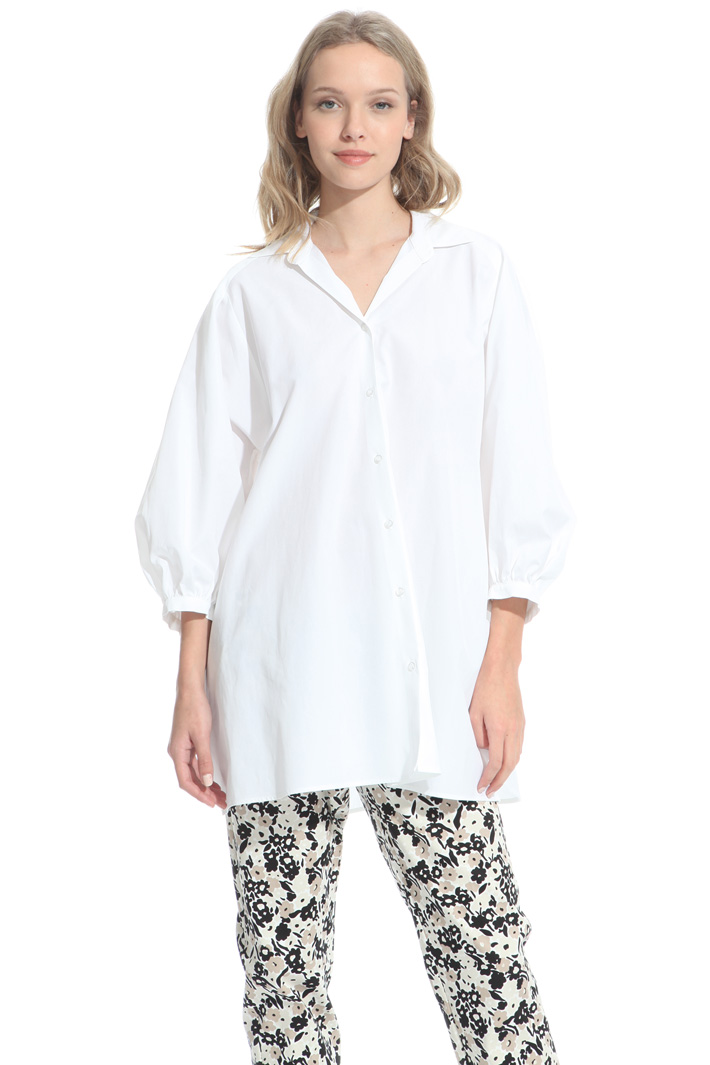 Oversized shirt in poplin Intrend Oversized shirt in poplin Intrend