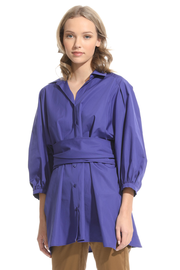 Oversized shirt in poplin Intrend Oversized shirt in poplin Intrend