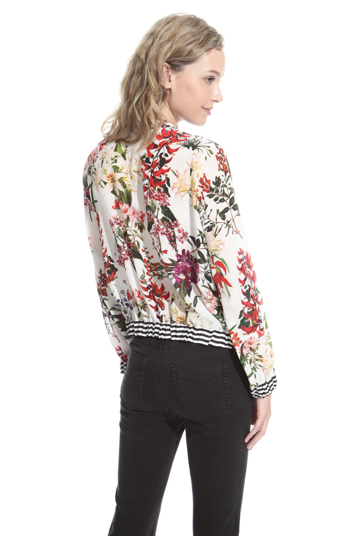 Silk georgette shirt Intrend Silk georgette shirt Intrend