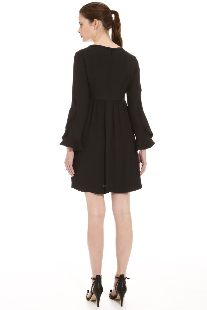 Crepe envers satin dress Intrend Crepe envers satin dress Intrend