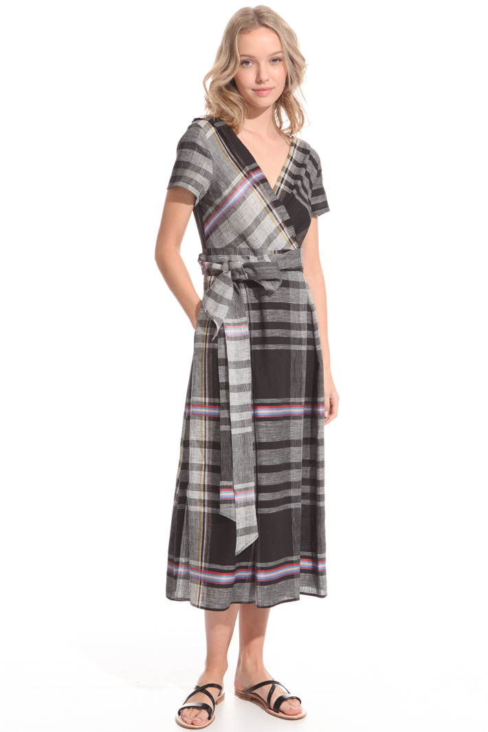 Checked wrap-up dress Intrend Checked wrap-up dress Intrend