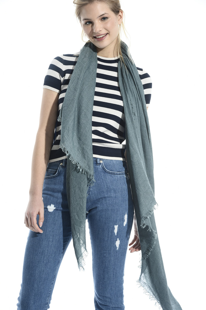 Soft viscose scarf Intrend Soft viscose scarf Intrend