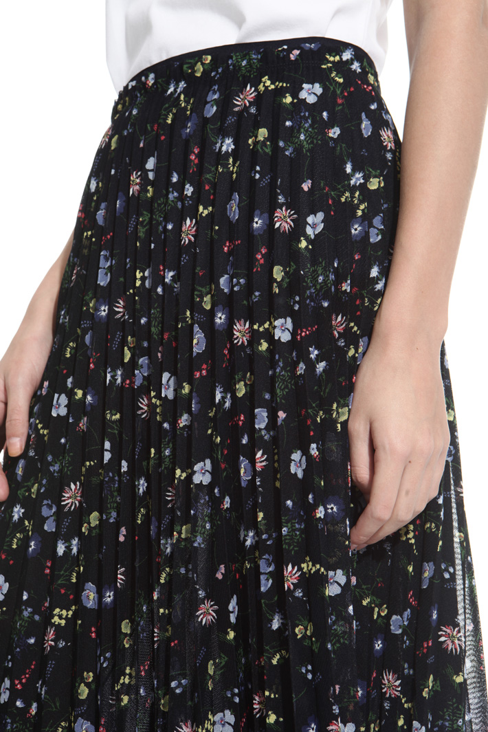 Midi skirt in tulle Intrend Midi skirt in tulle Intrend
