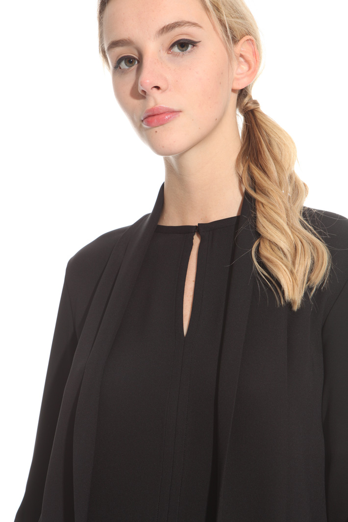 Blusa in jersey crepe Intrend Blusa in jersey crepe Intrend