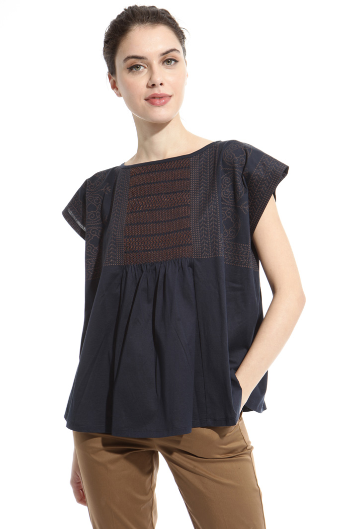 Top con motivi punto smock Intrend Top con motivi punto smock Intrend