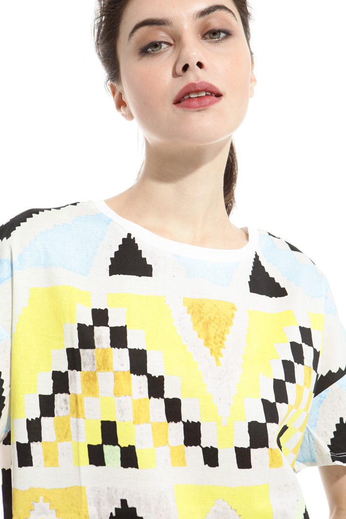 Printed boxy T-shirt Intrend Printed boxy T-shirt Intrend