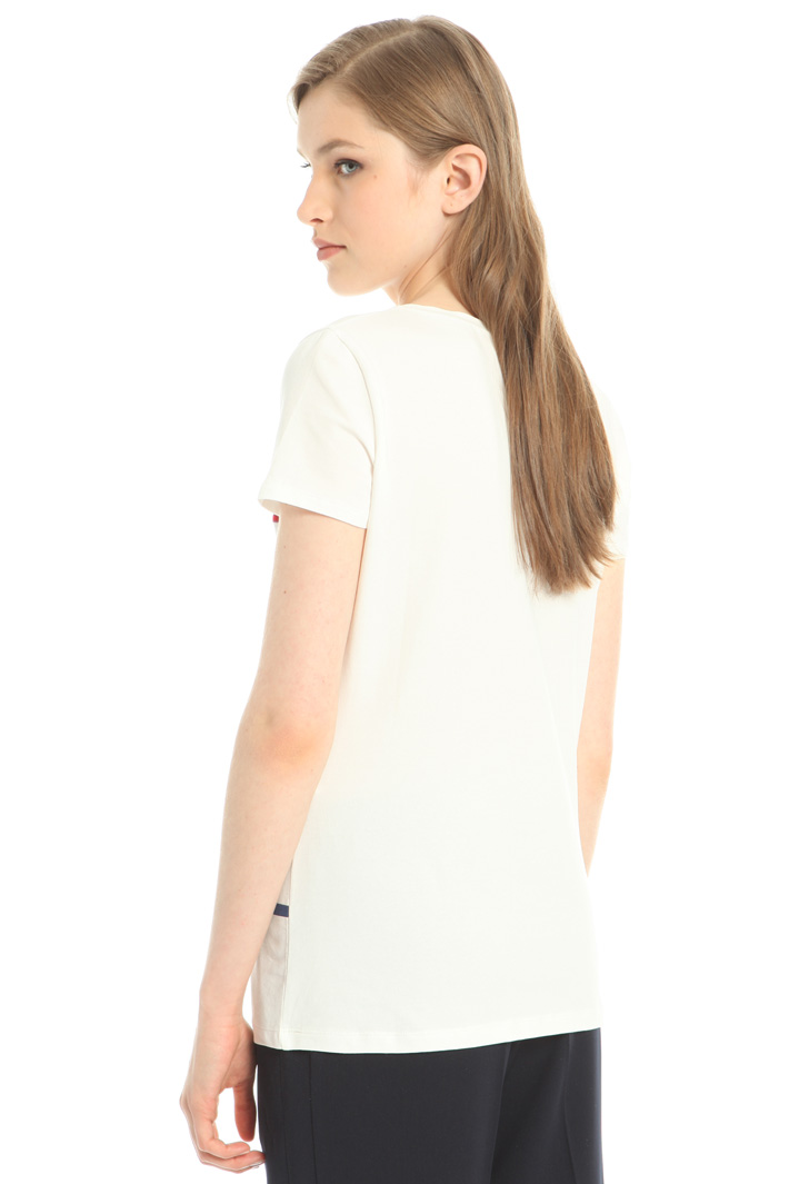 Printed and embroidered T-shirt Intrend Printed and embroidered T-shirt Intrend