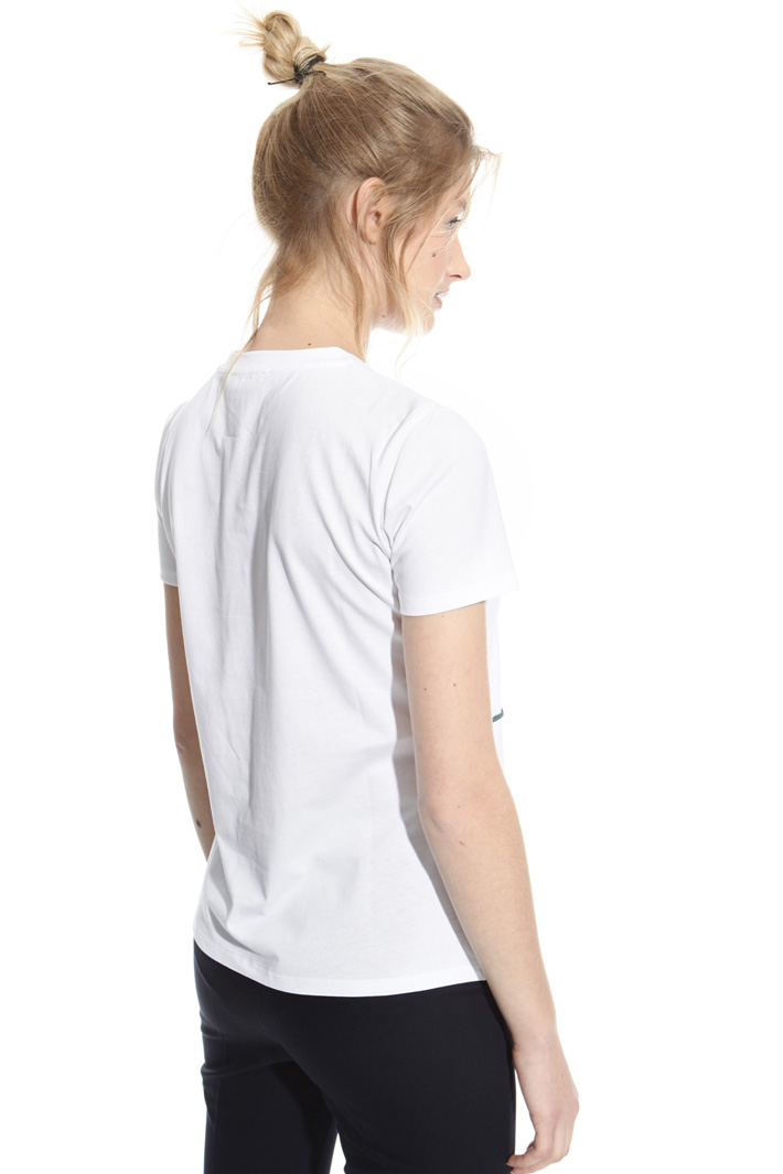 T-shirt with appliqués Intrend T-shirt with appliqués Intrend