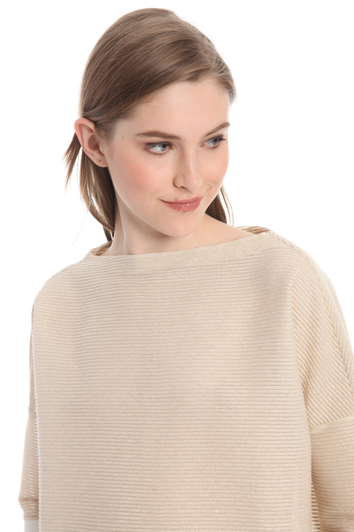 Crepe cuff sweater Intrend Crepe cuff sweater Intrend