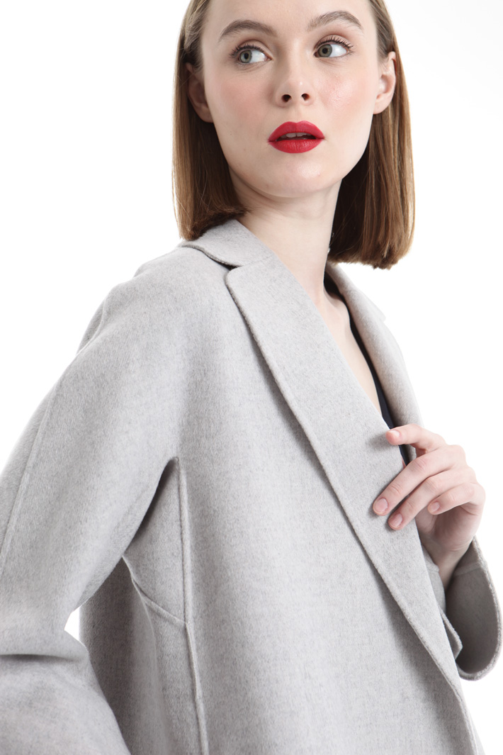 Wide lapel coat Intrend Wide lapel coat Intrend
