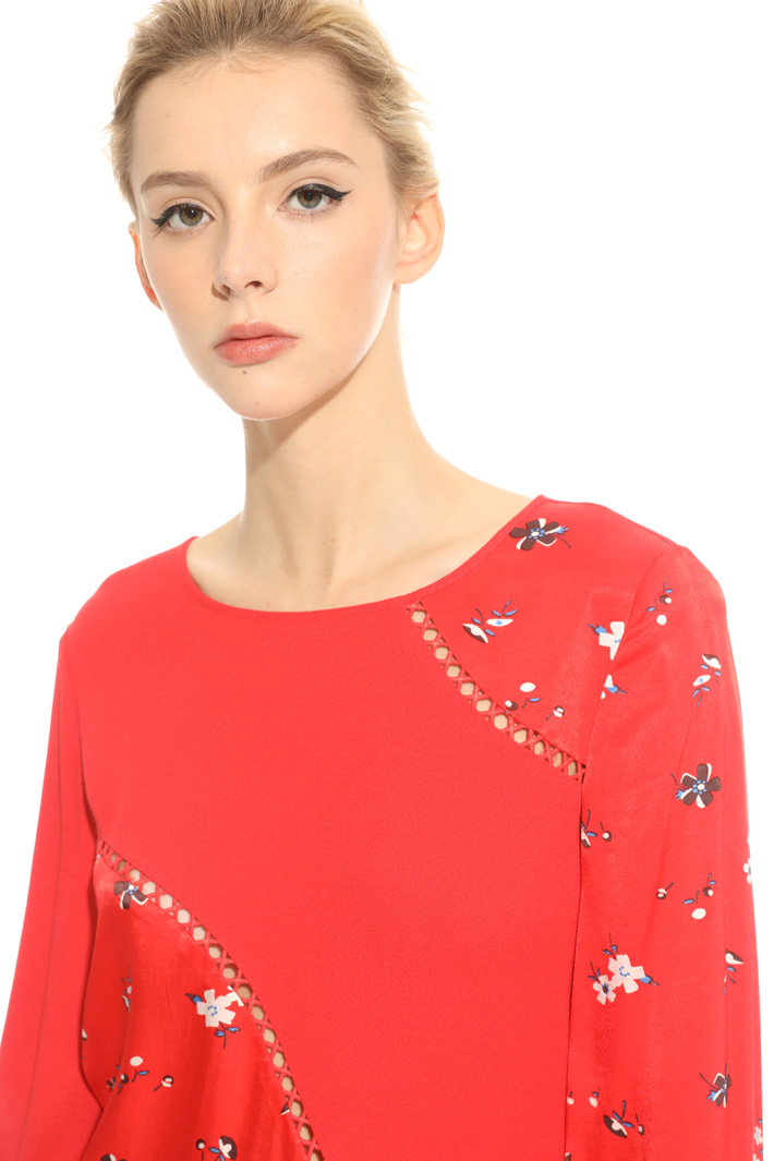 Perforated marocain blouse Intrend Perforated marocain blouse Intrend