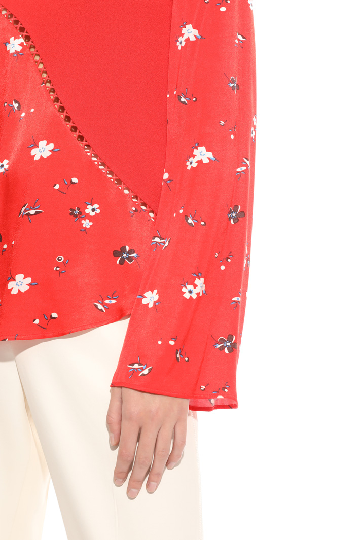 Perforated marocain blouse Intrend Perforated marocain blouse Intrend