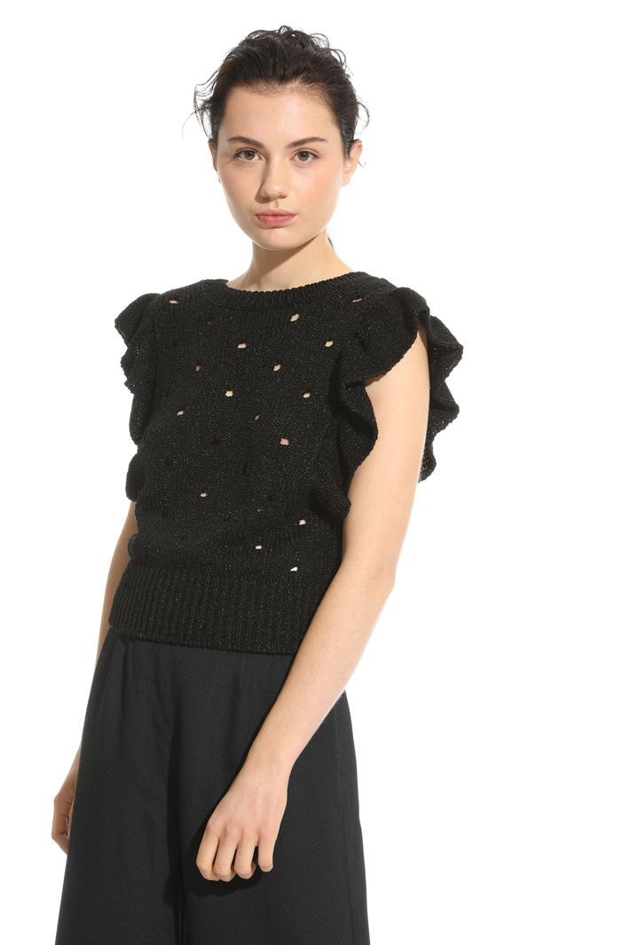 Lamé knit top
Intrend Lamé knit top
Intrend