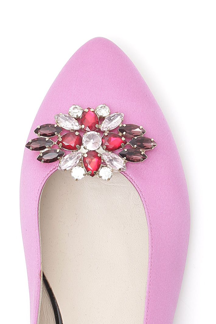 Ballerina in raso con gioiello Intrend Ballerina in raso con gioiello Intrend