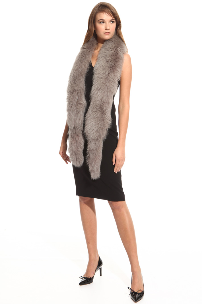 Wide fox collar Intrend Wide fox collar Intrend