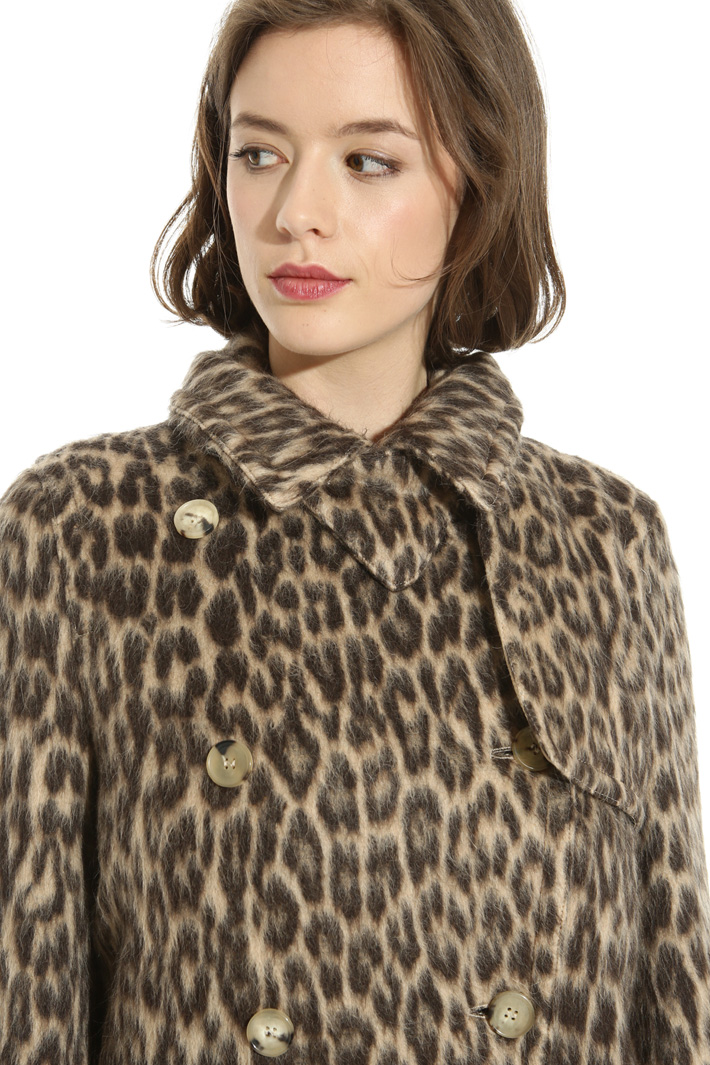 Long animal print coat Intrend Long animal print coat Intrend